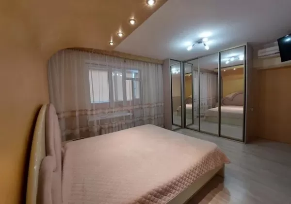 PHOTO-KIEVGRCP00010000-112299-70449af4