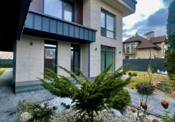 PHOTO-KIEVGRCP00010000-168593-6bab0b02